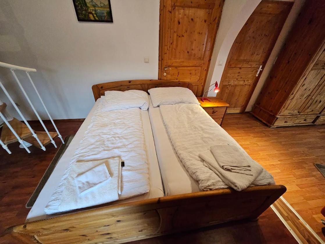 Pension Donaublick Grein 2 In Stifterstrasse19.公寓 外观 照片