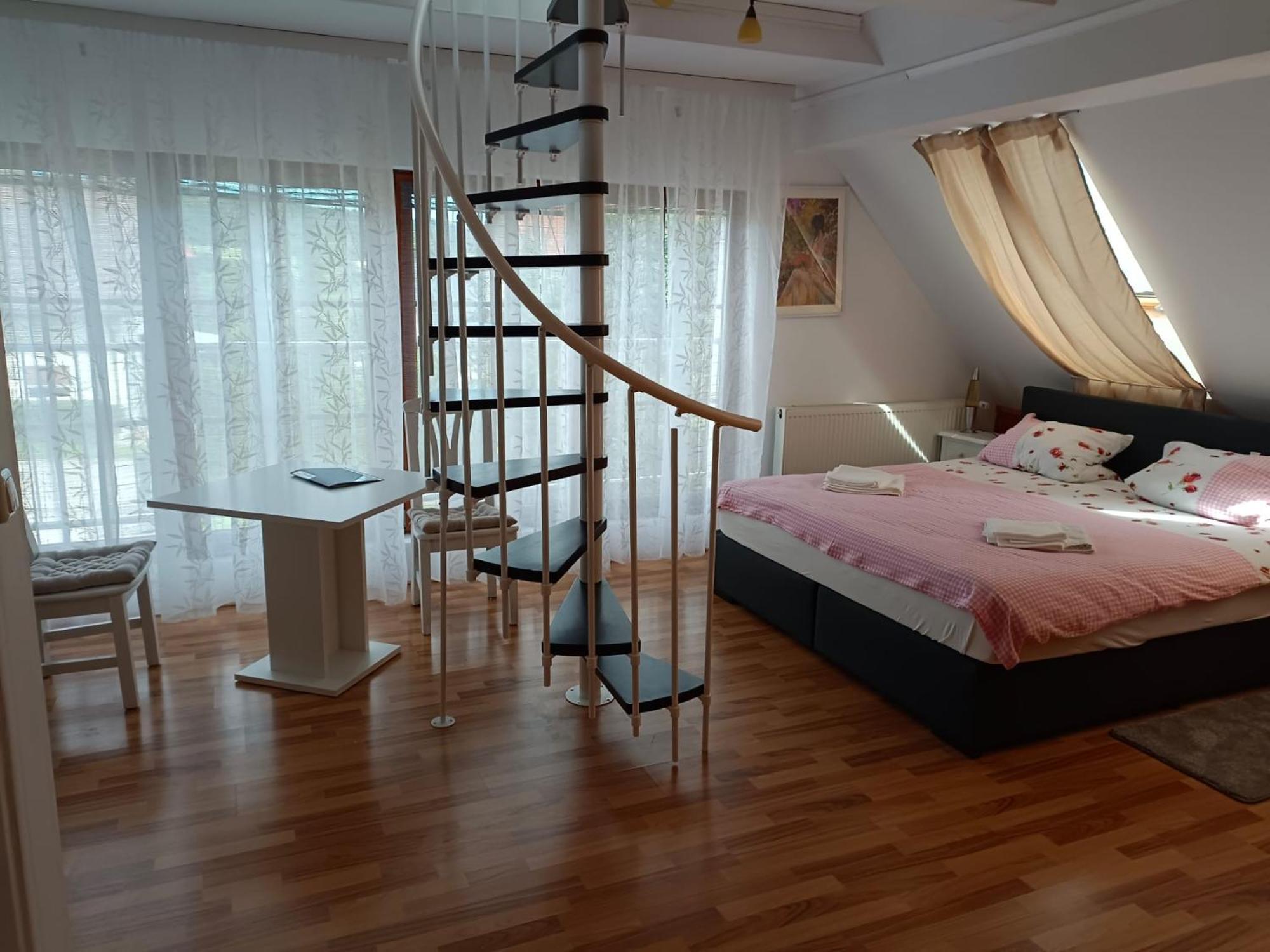 Pension Donaublick Grein 2 In Stifterstrasse19.公寓 外观 照片